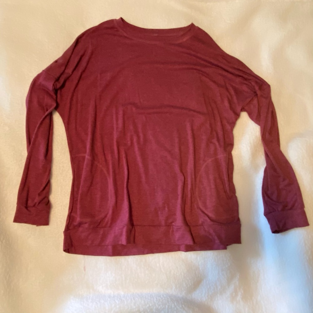 Pocketed long tshirt.